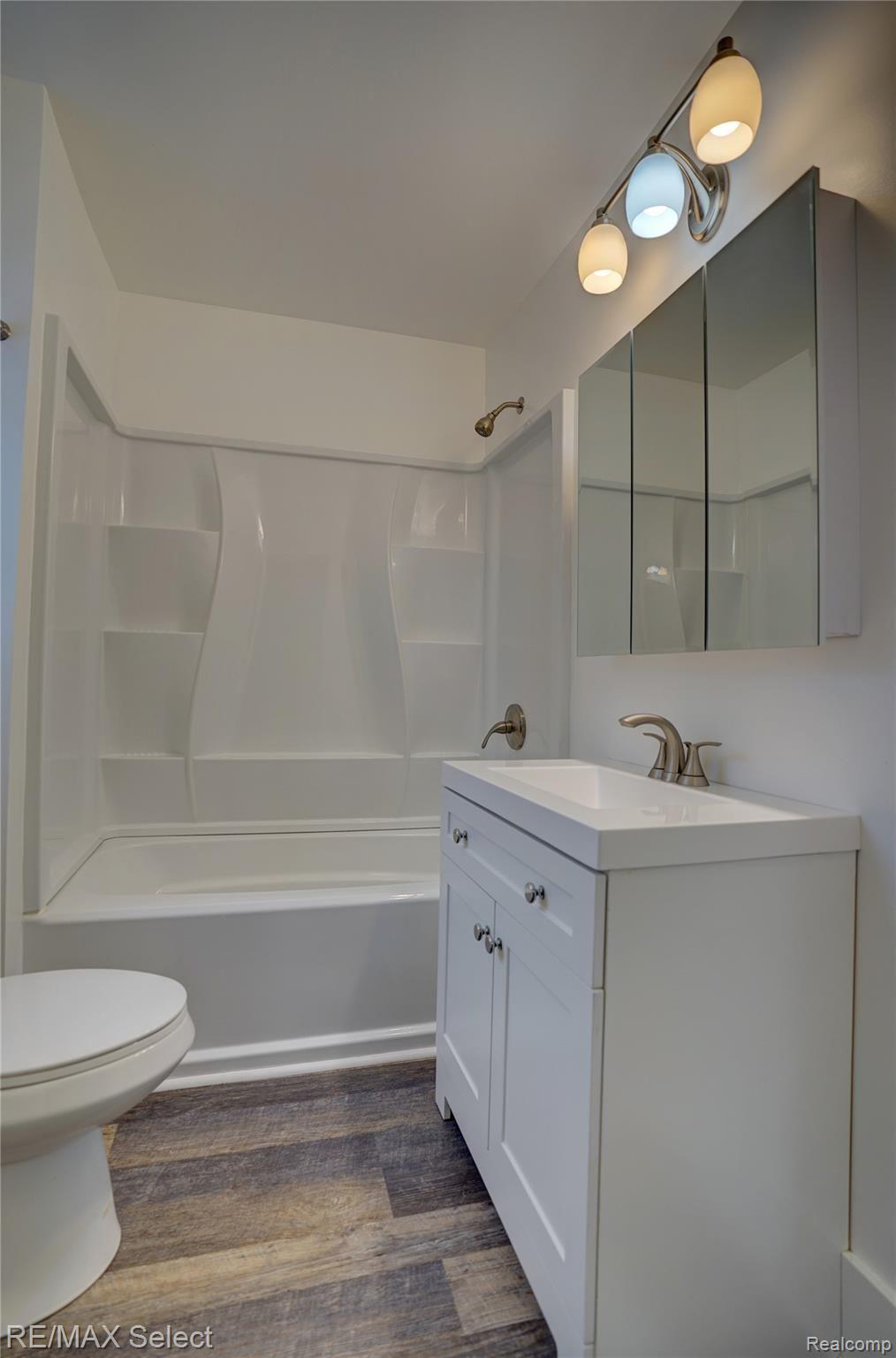 8085 Corunna Road Flint, MI 48532 - Photo 45 of 98 8085 Corunna Rd 045.jpg