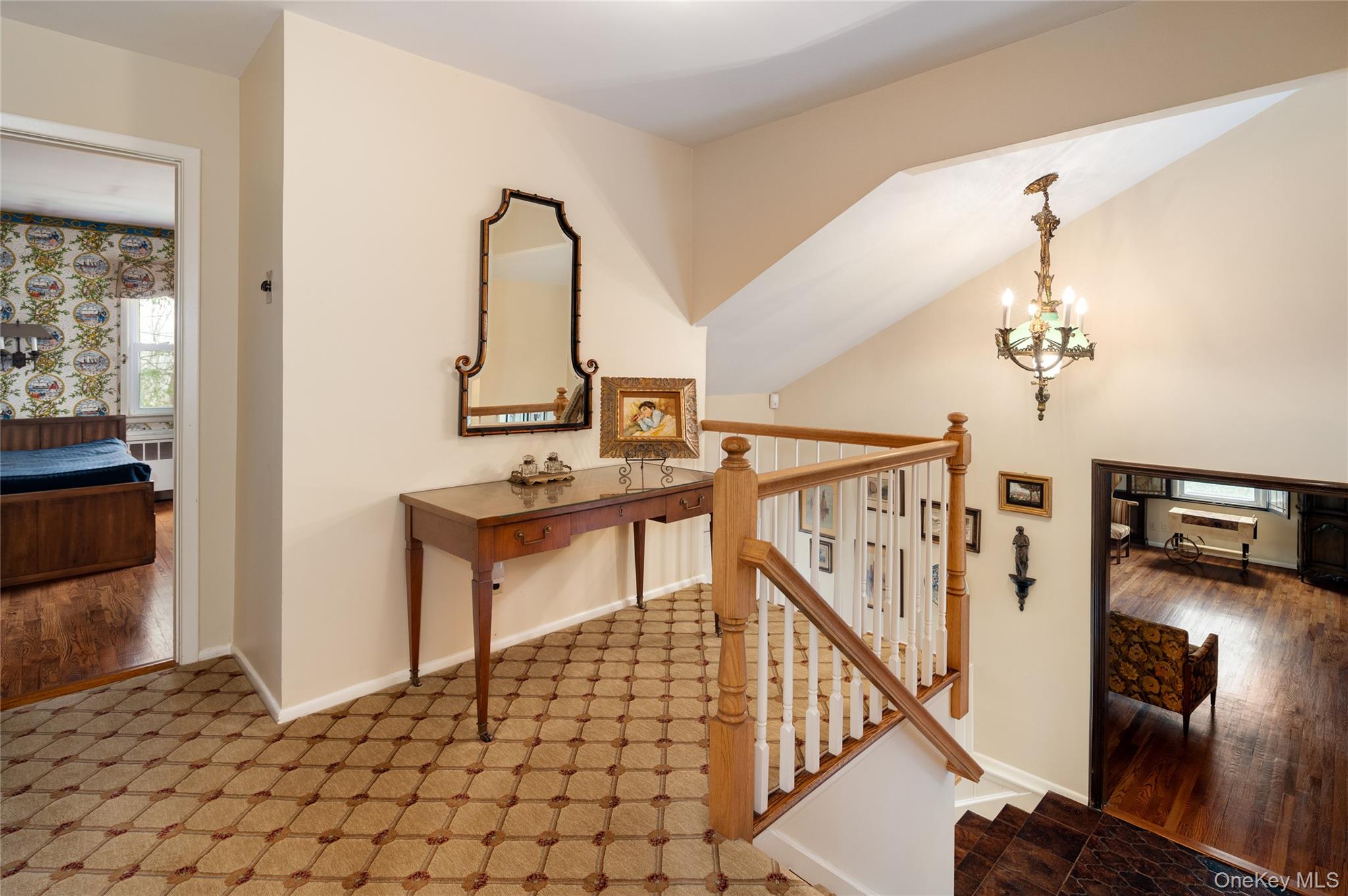 65 Windmill Road Armonk, NY 10504 - Photo 16 of 37 Landing