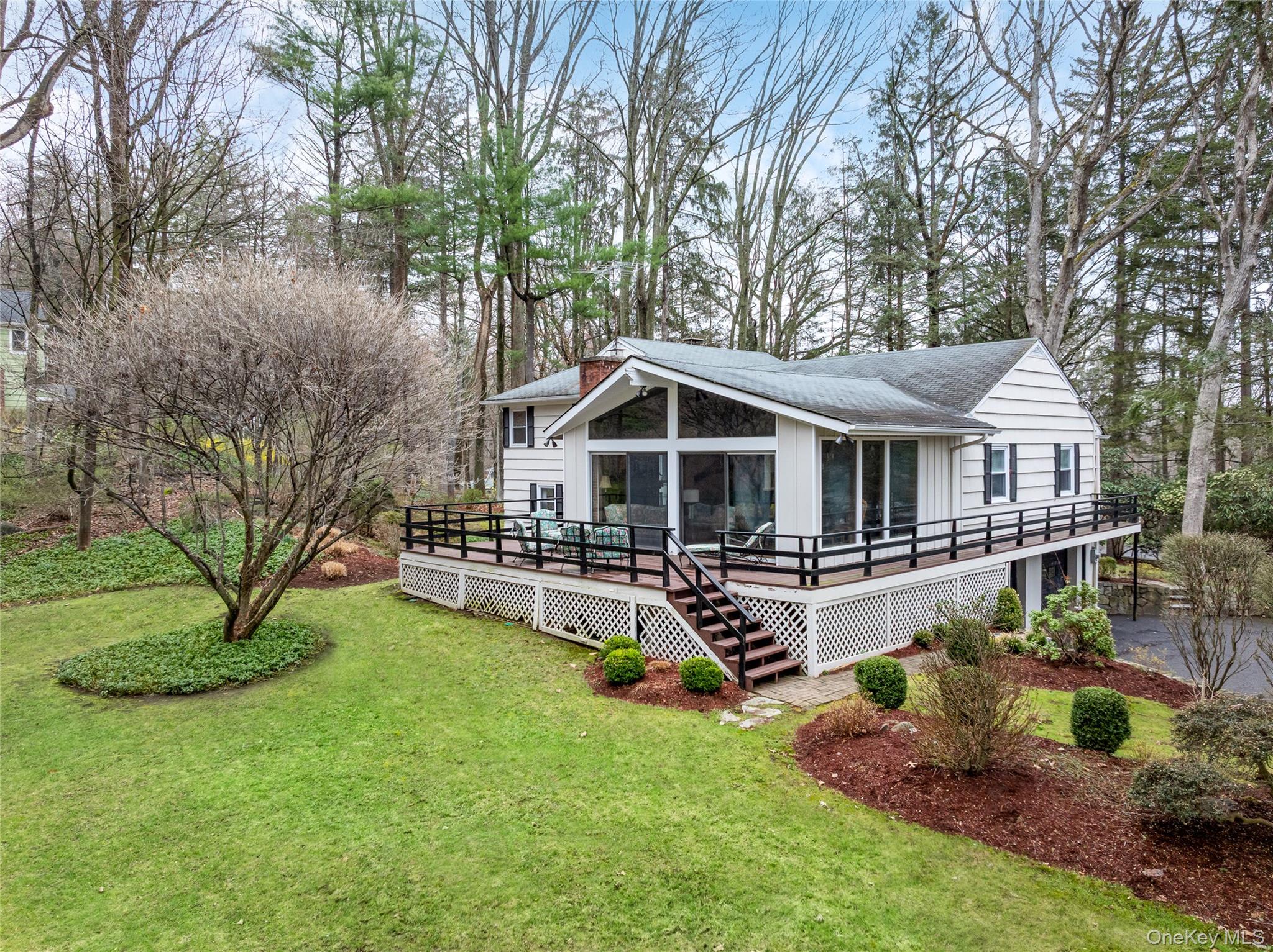 65 Windmill Road Armonk, NY 10504 - Photo 2 of 37