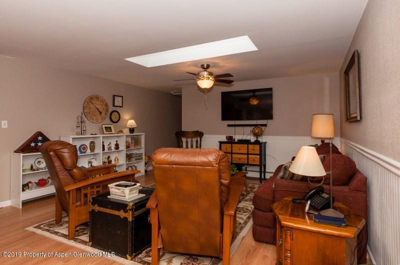 2722 Rincon Drive Grand Junction, CO 81503 - Photo 13 of 43 12 Livingroom (1)_800x531