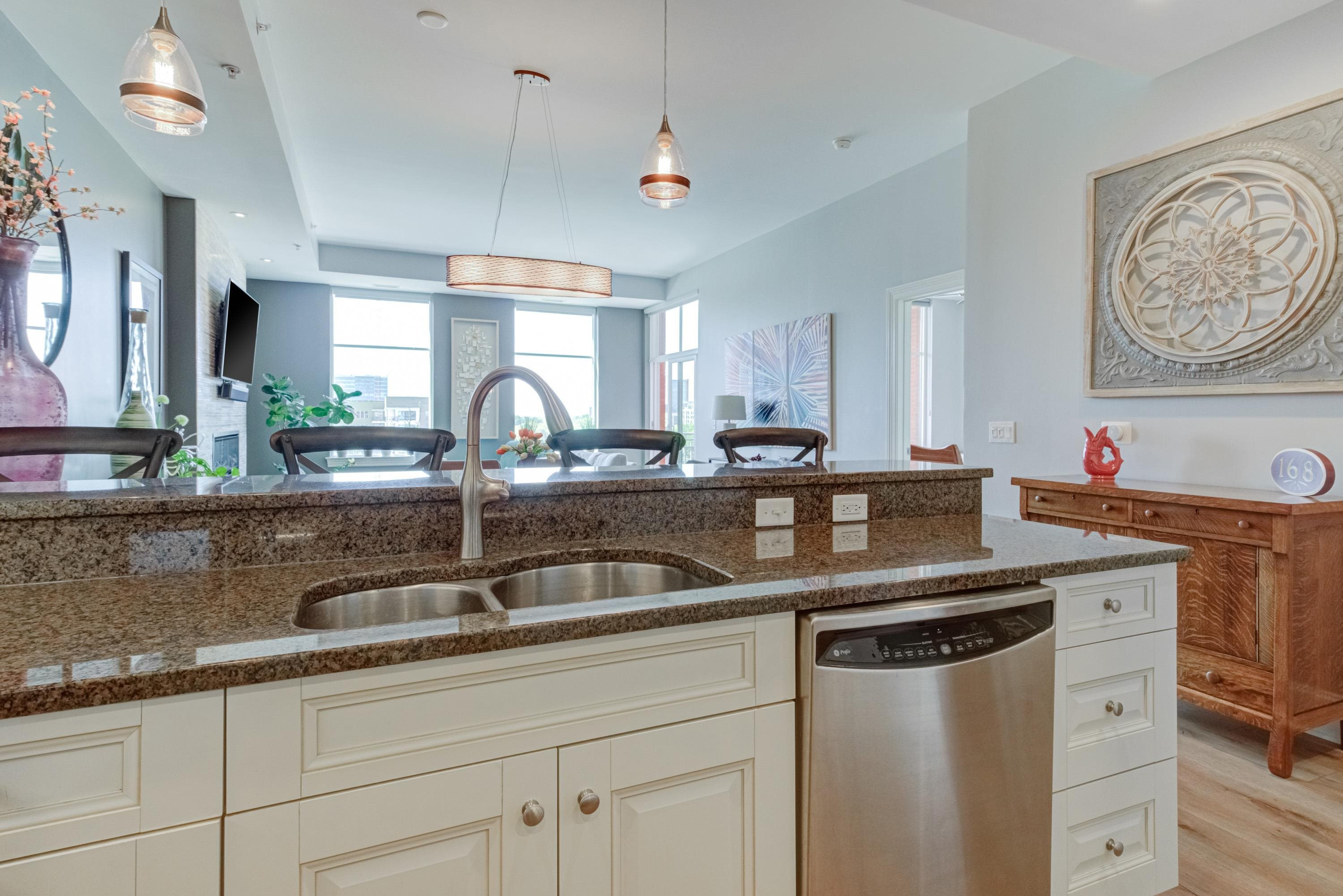 400 West North Street, Unit 902 Raleigh, NC 27603 - Photo 10 of 65 Photo 10