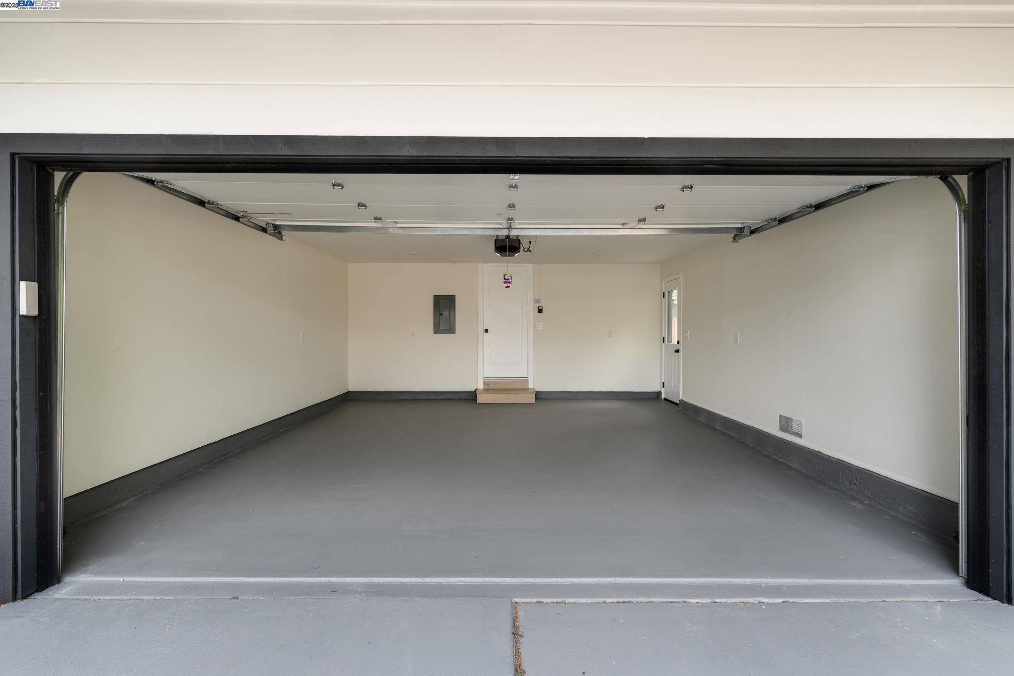 1425 Camino Verde Walnut Creek, CA 94597 - Photo 27 of 28 a view of a parking space