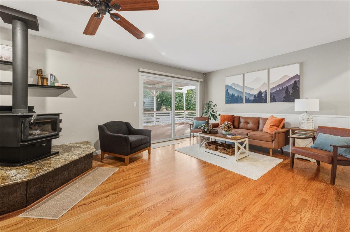 16535 Patricia Way Grass Valley, CA 95949 - Photo 8 of 49