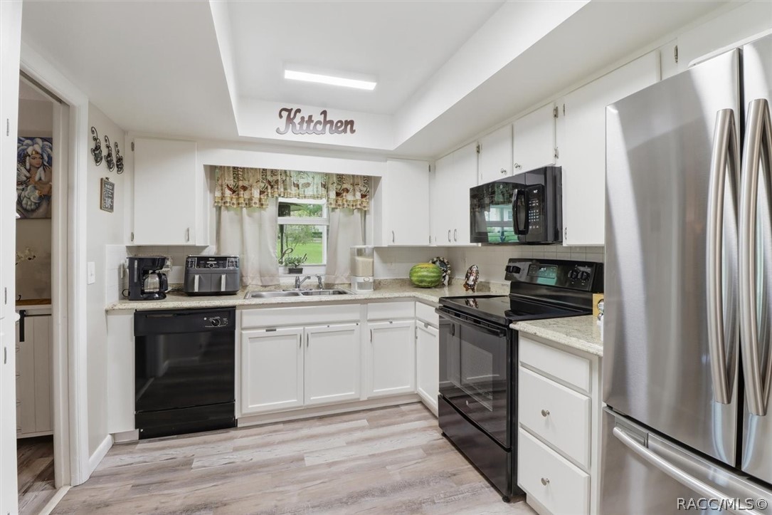 2507 Bluegrass Street Inverness, FL 34453 - Photo 13 of 43 Kitchen area