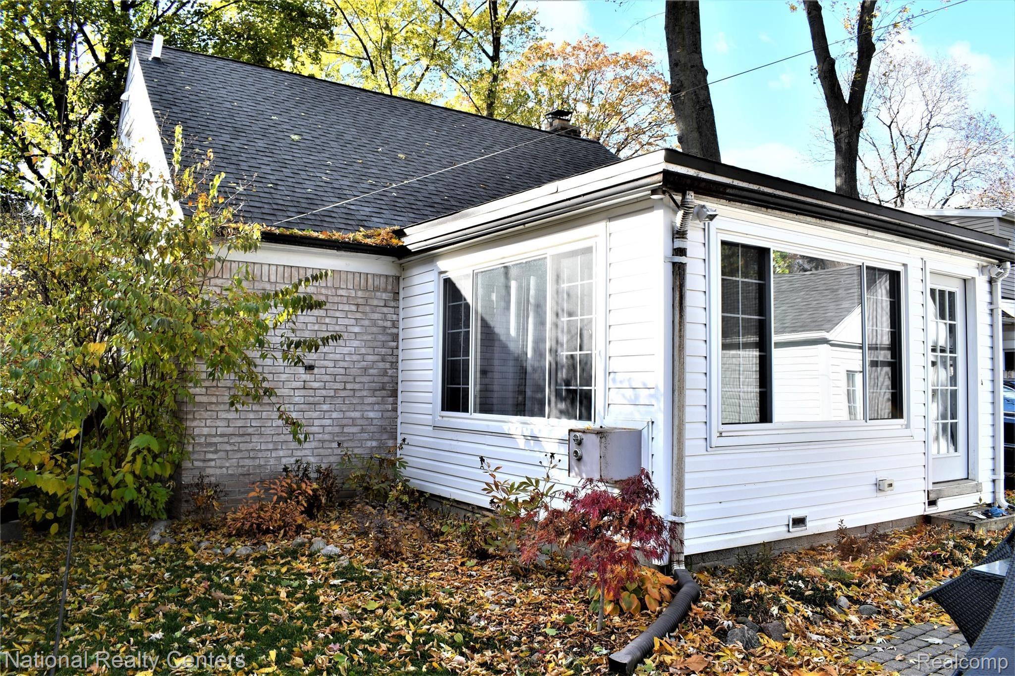 4112 Wakefield Road Berkley, MI 48072 - Photo 41 of 42 Yard