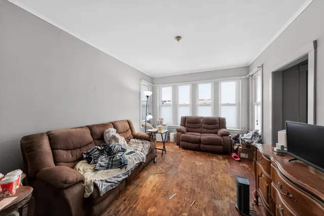 $235,000 | 4710 West Schubert Avenue, Chicago, IL 60639