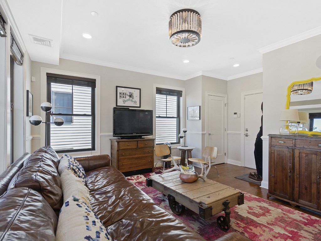 28 Iffley Road, Unit 3 Boston, MA 02130 - Photo 4 of 23 Gallery Image 4