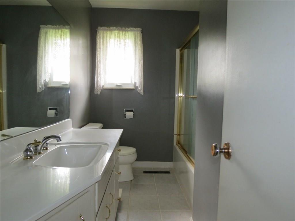 101 White Bridge Road Mount Pleasant, PA 15666 - Photo 12 of 15