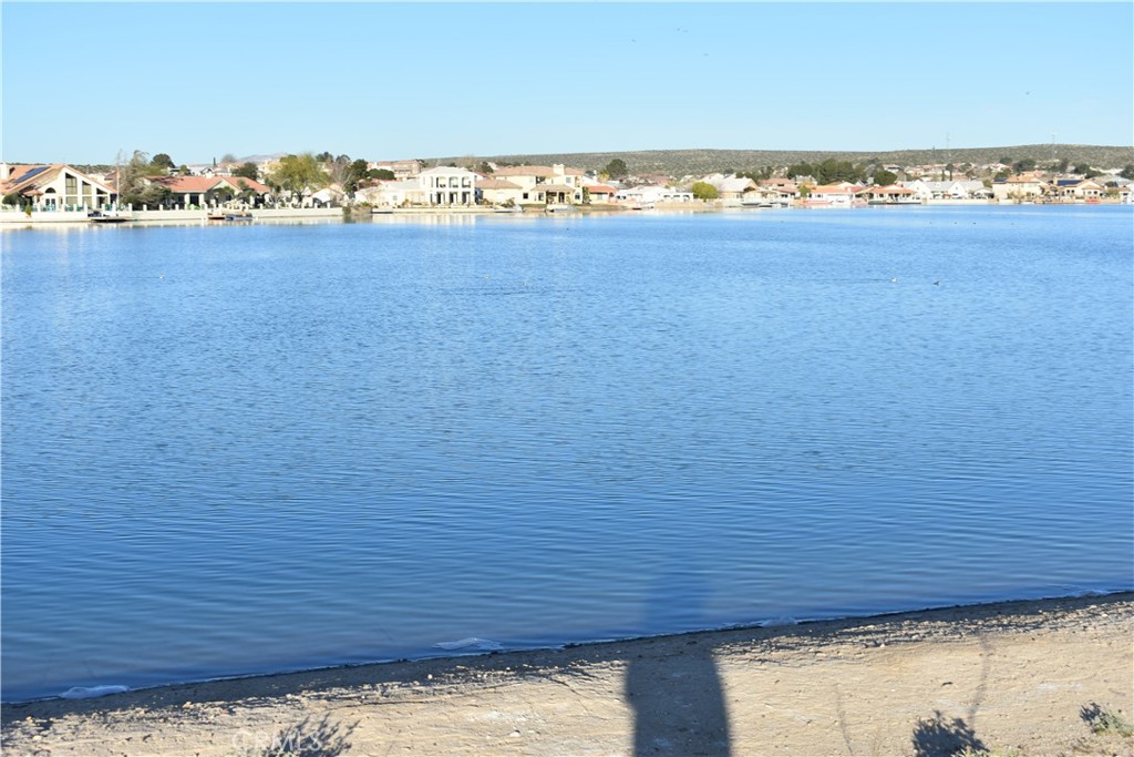 26456 Bluewater Road Helendale, CA 92342 - Photo 12 of 20