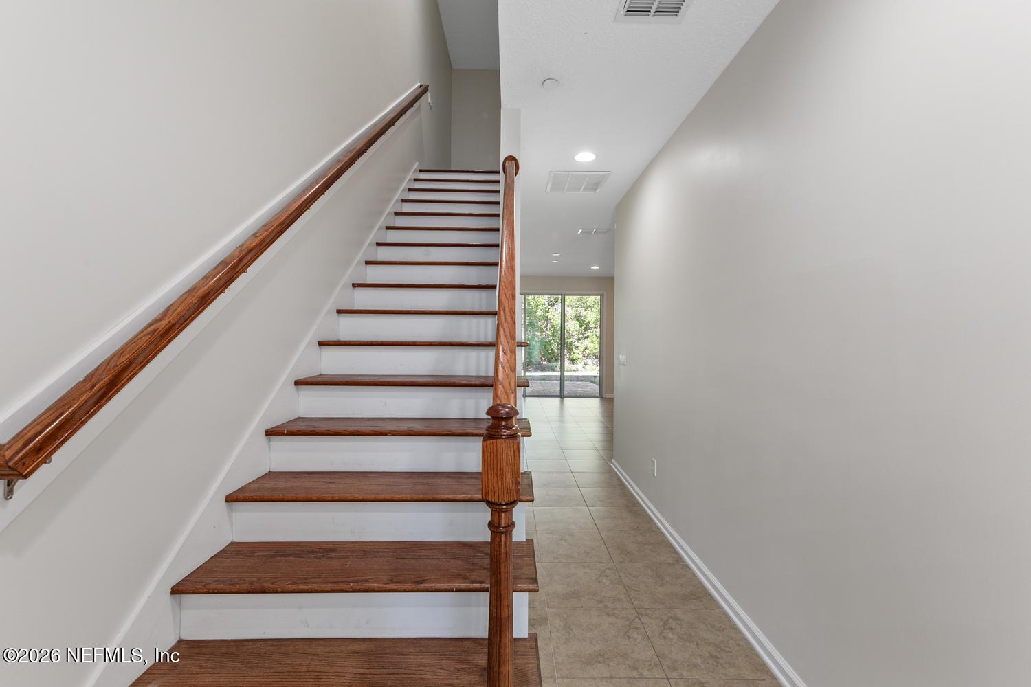 29 Myrtle Park Point Ponte Vedra, FL 32081 - Photo 19 of 59 a view of entryway