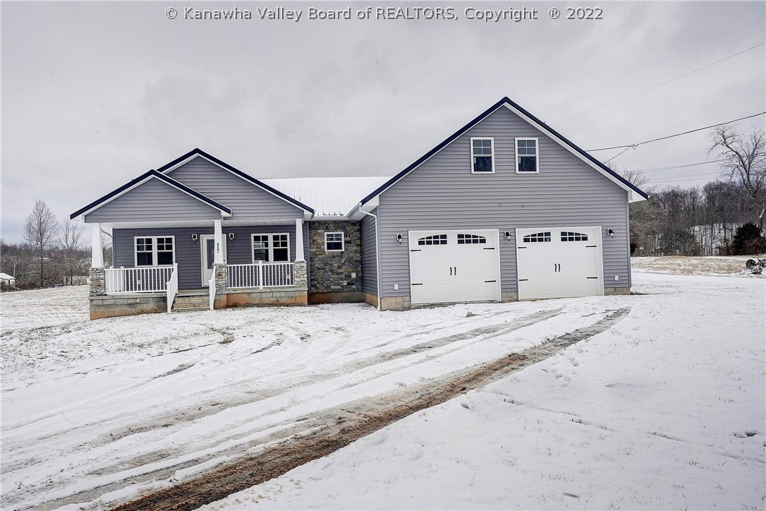 4201 Charleston Road Point Pleasant, WV 25550 - Photo 1 of 40 Gallery Image 1