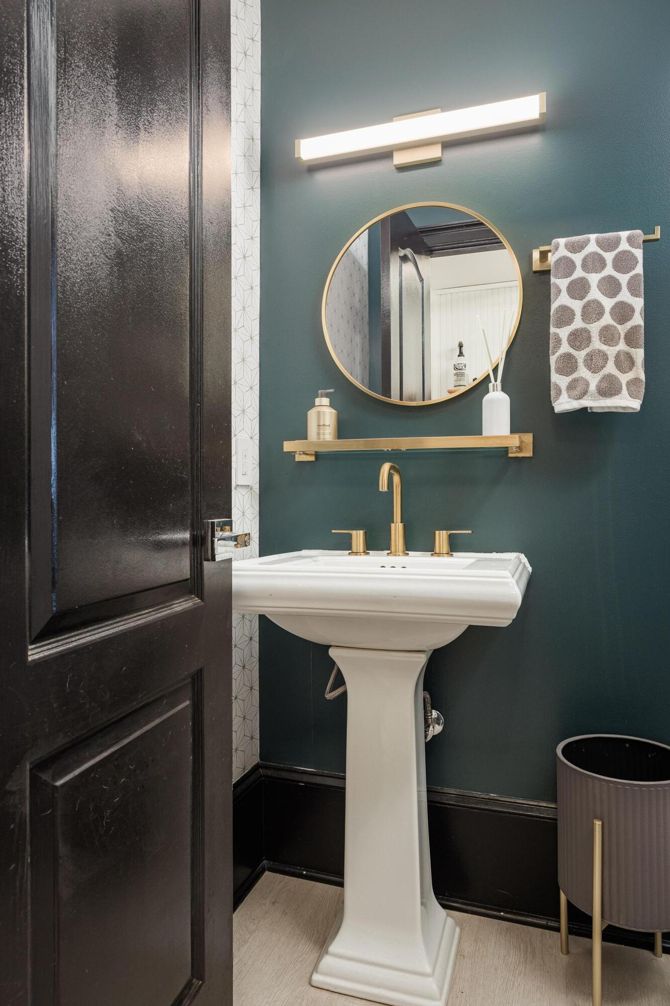 1317 Falmouth Road Chattanooga, TN 37405 - Photo 18 of 79 2023_07_July_1317_Falmouth_Rd_0037