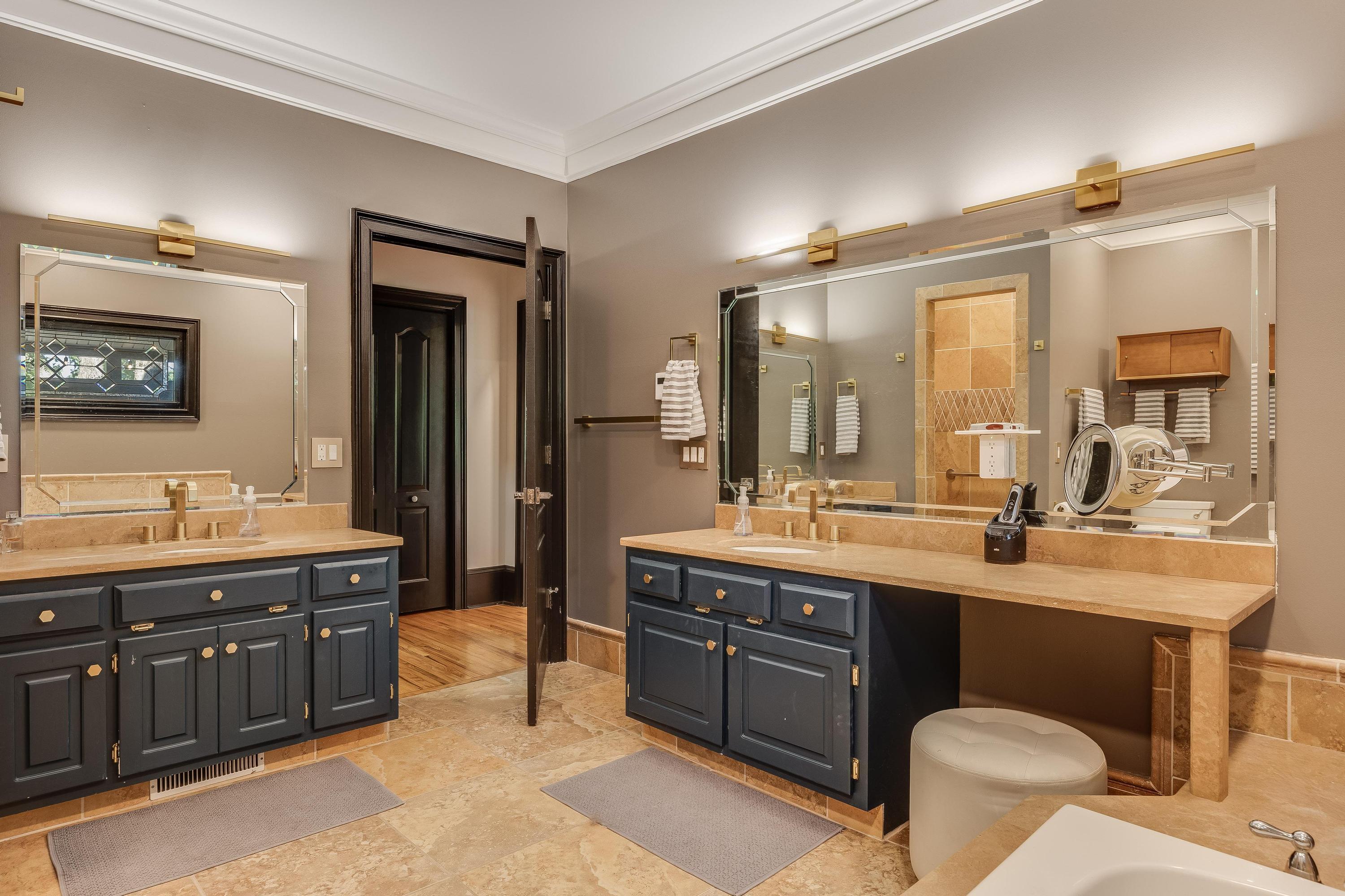 1317 Falmouth Road Chattanooga, TN 37405 - Photo 22 of 79 2023_07_July_1317_Falmouth_Rd_0041