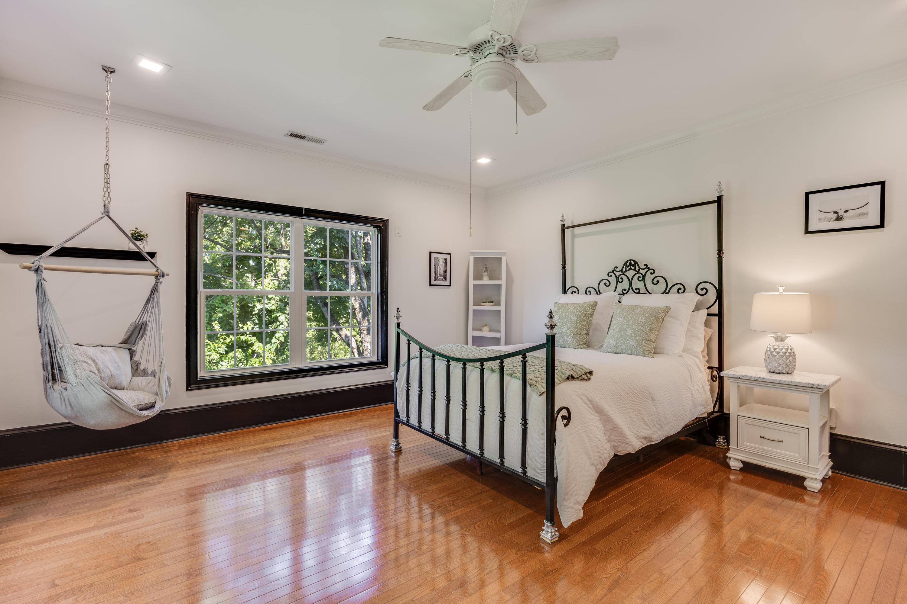 1317 Falmouth Road Chattanooga, TN 37405 - Photo 41 of 79 2023_07_July_1317_Falmouth_Rd_0056