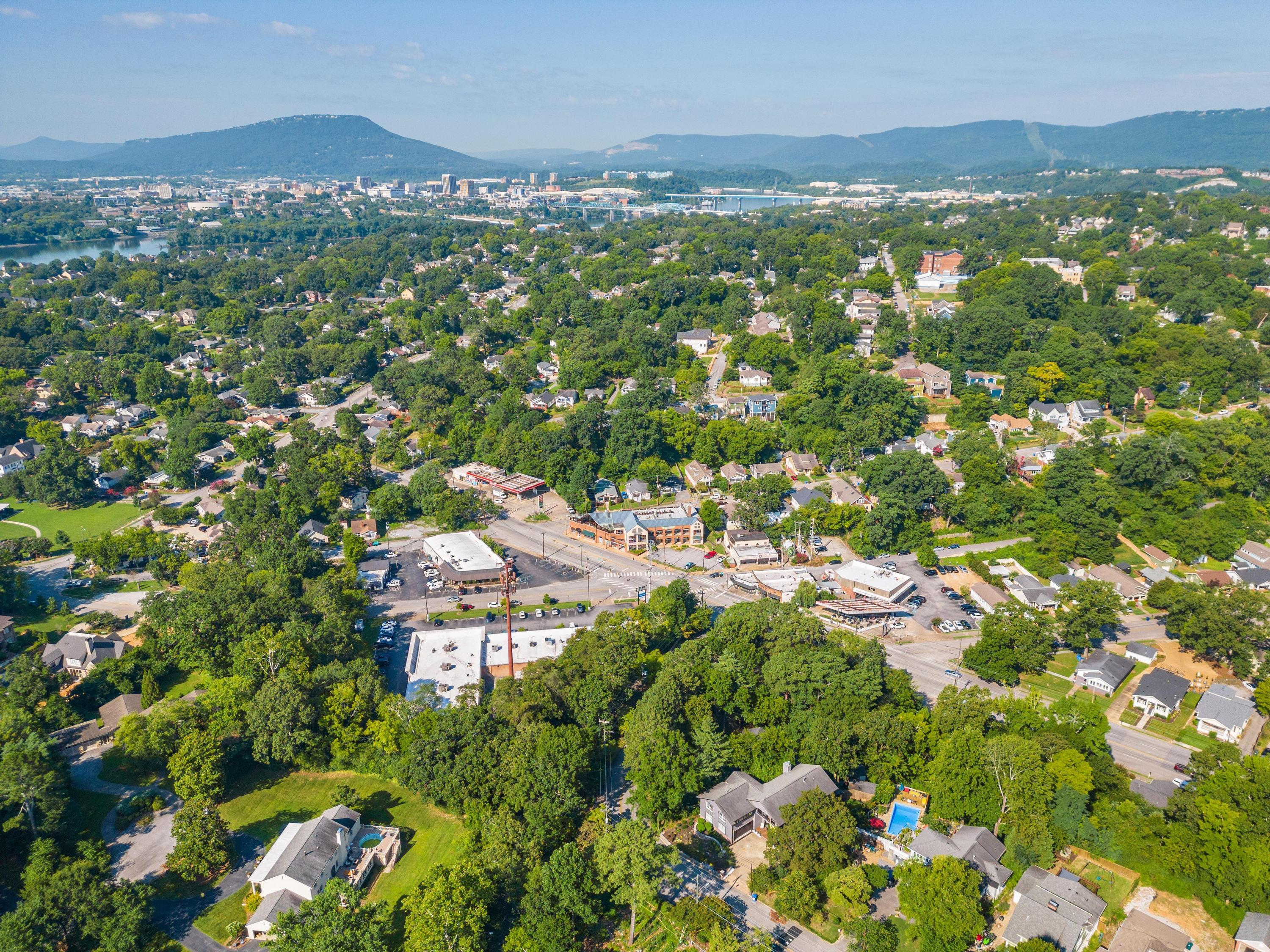 1317 Falmouth Road Chattanooga, TN 37405 - Photo 56 of 79 2023_07_July_1317_Falmouth_Rd_0016