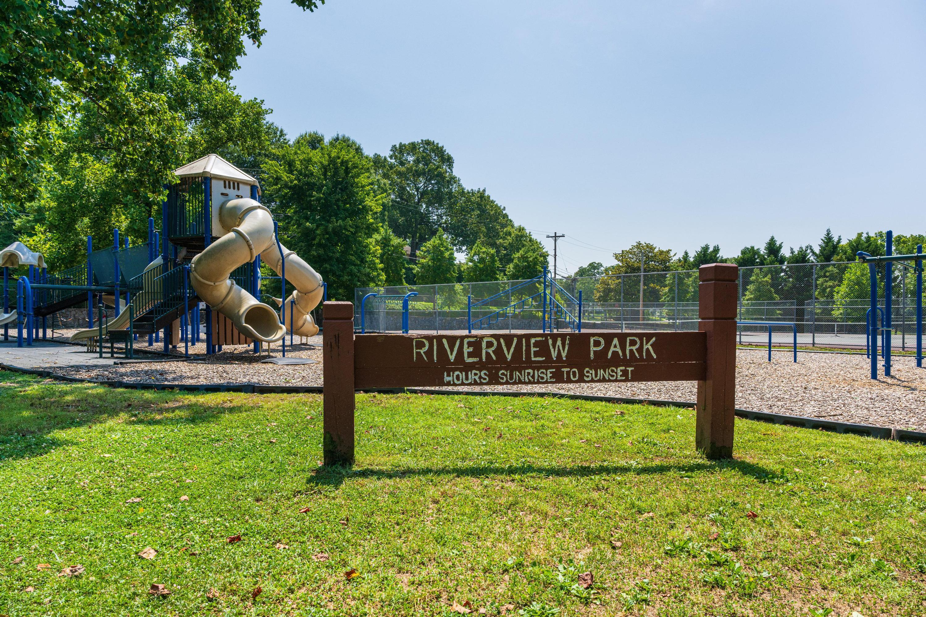 1317 Falmouth Road Chattanooga, TN 37405 - Photo 57 of 79 2022_07_July_Riverview_0003