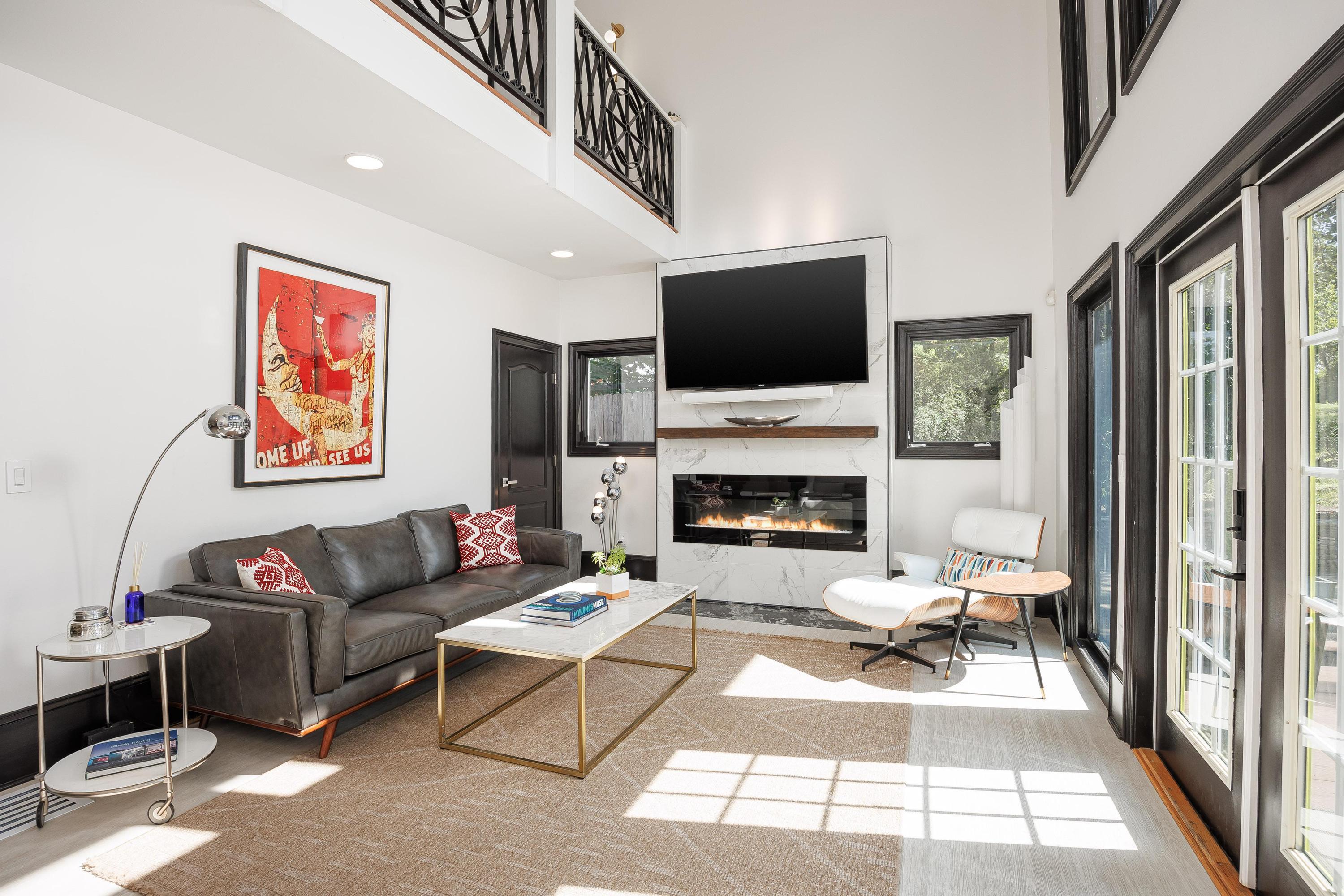 1317 Falmouth Road Chattanooga, TN 37405 - Photo 6 of 79 2023_07_July_1317_Falmouth_Rd_0023