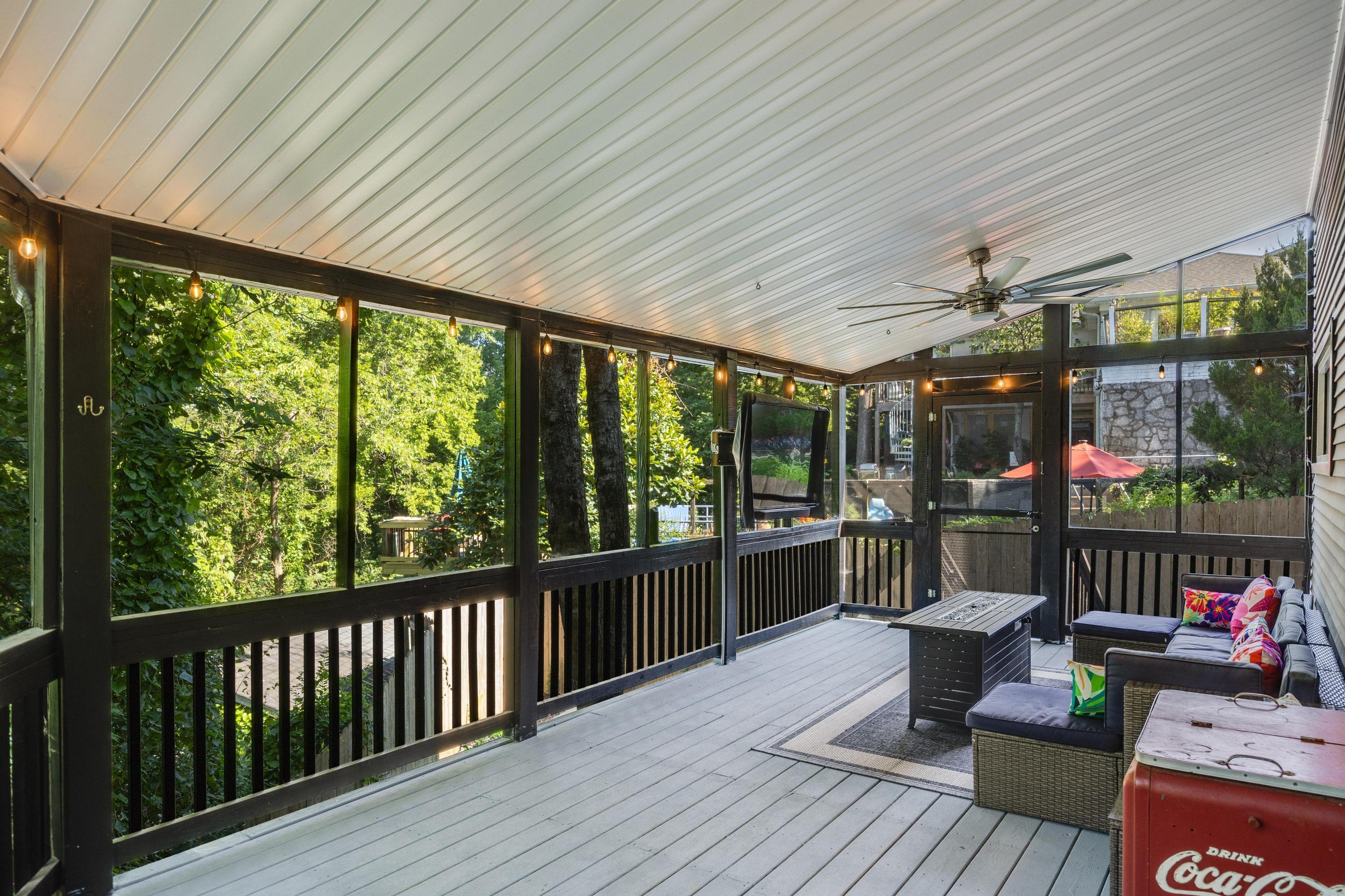 1317 Falmouth Road Chattanooga, TN 37405 - Photo 8 of 79 2023_07_July_1317_Falmouth_Rd_0019