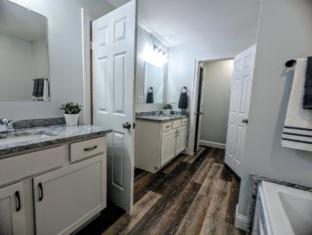 72 A Cottage Lane, Unit LEFT HALF) Templeton, MA 01468 - Photo 22 of 40