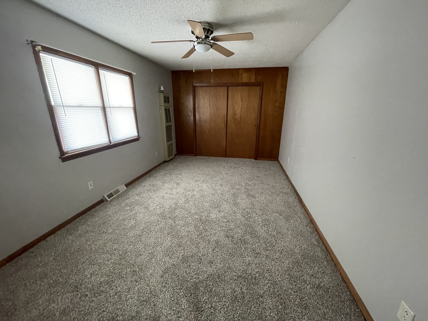 327 West Cleveland Street Spring Valley, IL 61362 - Photo 15 of 16
