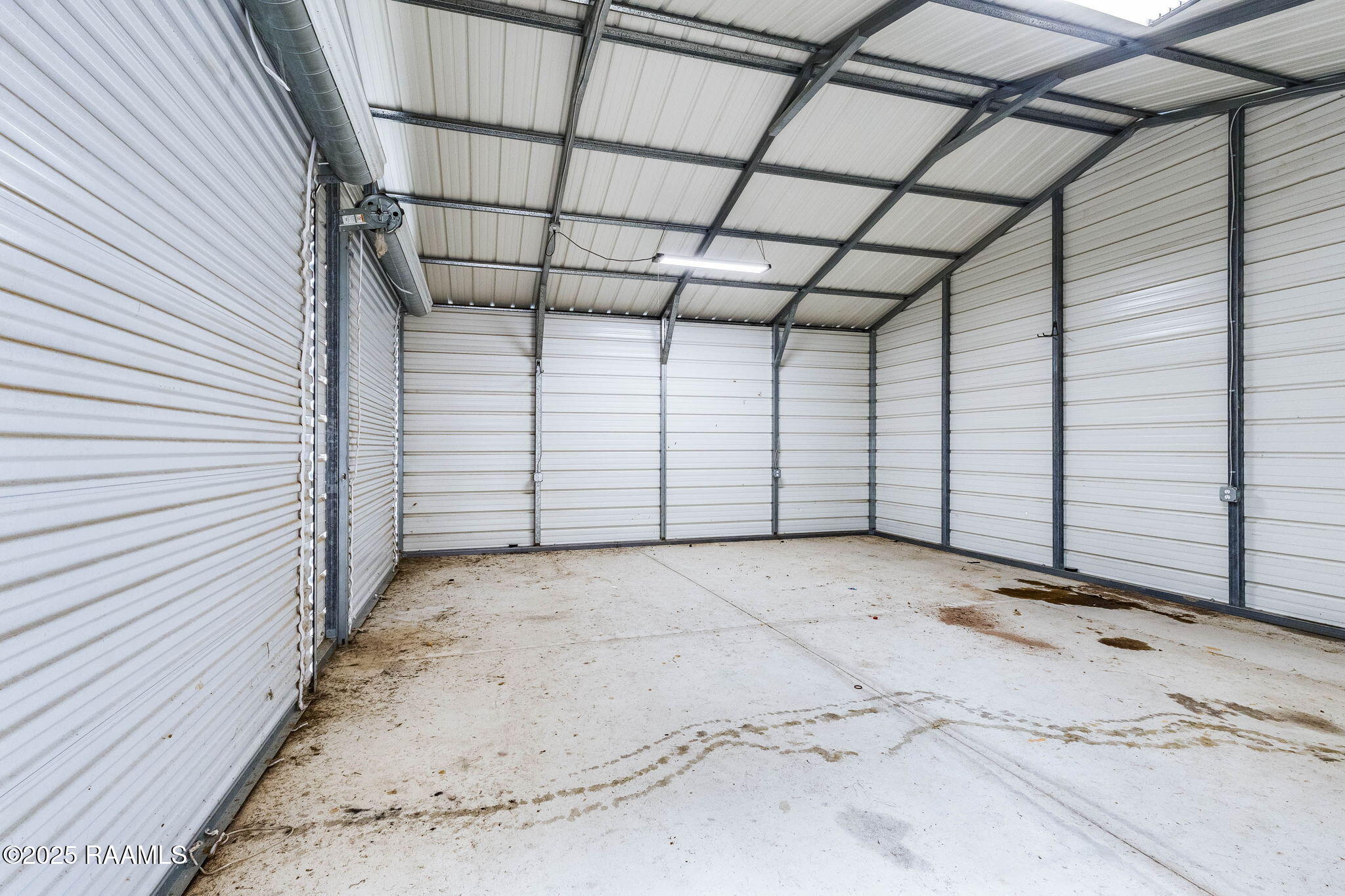 609 Everest Road Church Point, LA 70525 - Photo 18 of 22 2-car Garage