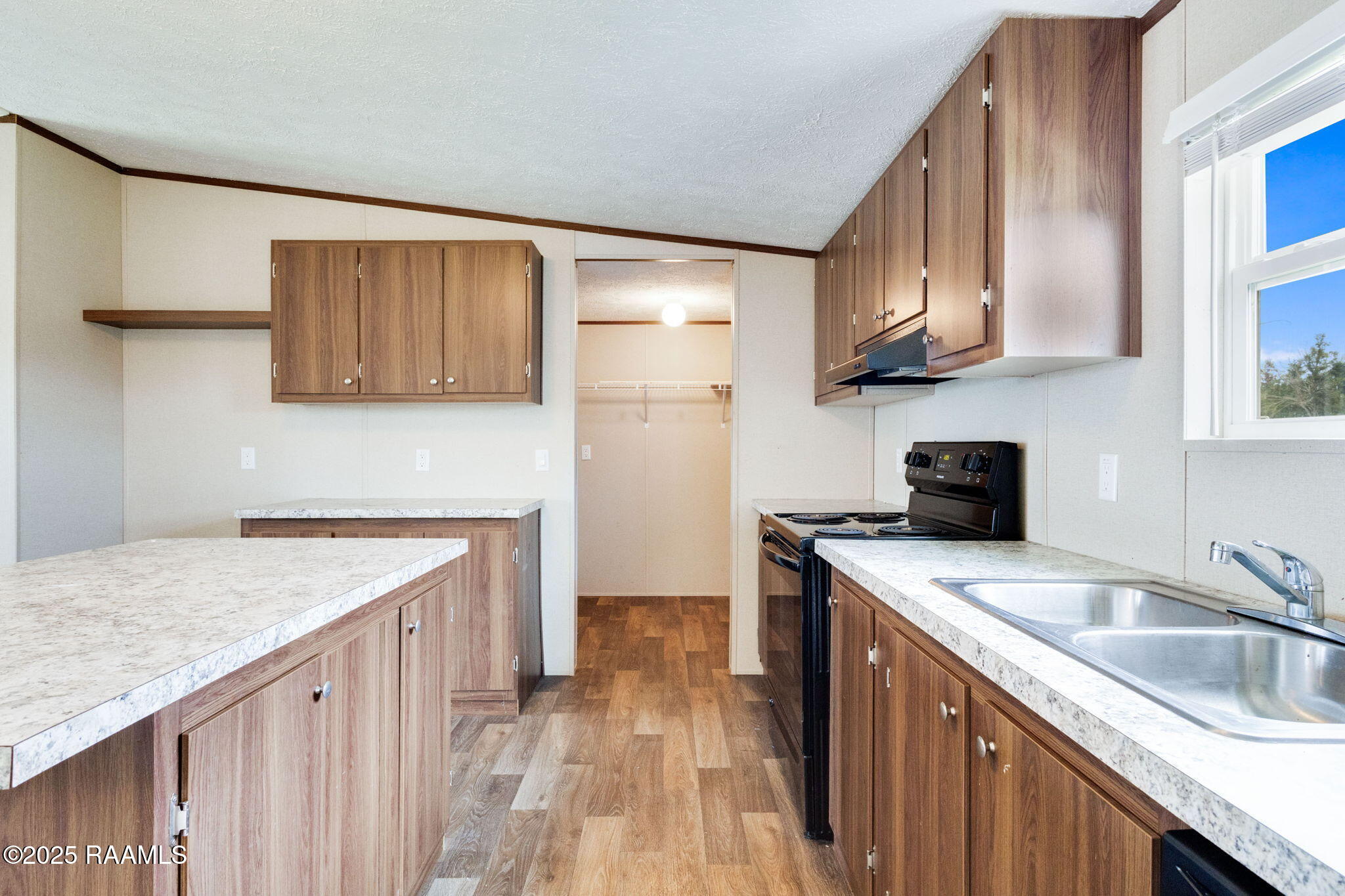 609 Everest Road Church Point, LA 70525 - Photo 9 of 22 Kitchen