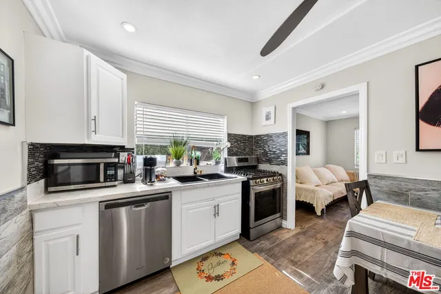 $6,500 | 1200 Tamarind Avenue, Los Angeles, CA 90038