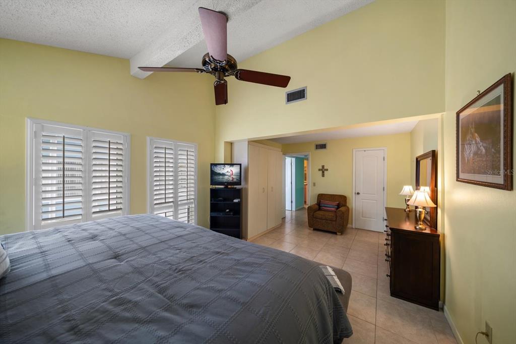 343 Rex Place, Unit G Madeira Beach, FL 33708 - Photo 22 of 49 Gallery Image 22
