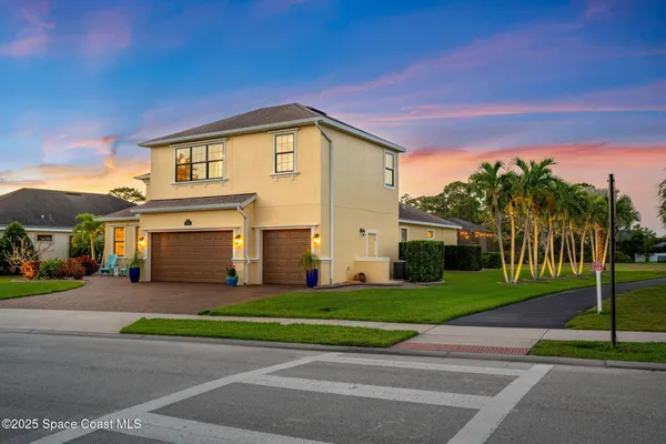 $889,900 | 997 Buckthorn Trail, Melbourne, FL 32940