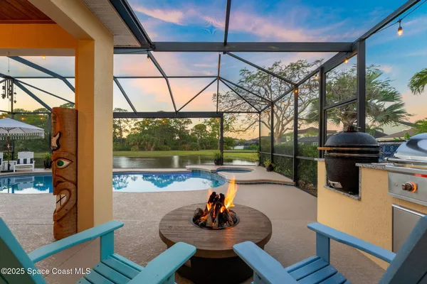 $889,900 | 997 Buckthorn Trail, Melbourne, FL 32940