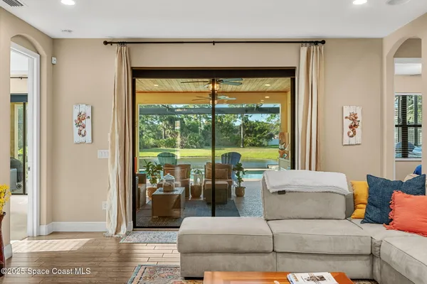 $889,900 | 997 Buckthorn Trail, Melbourne, FL 32940