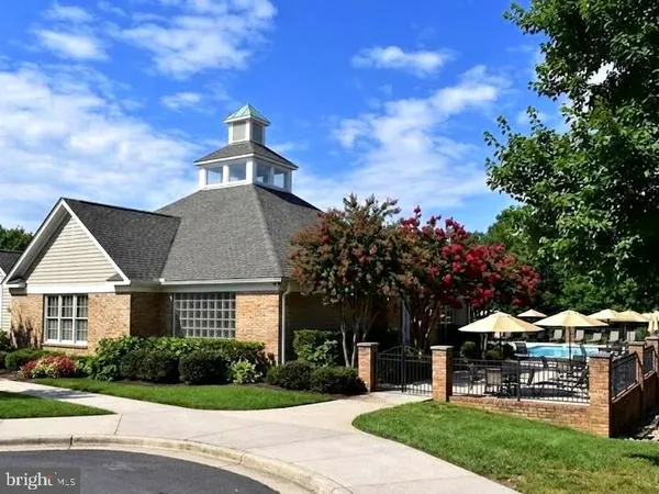 $2,500 | 7004 Irwell Lane, Unit 12A, Alexandria, VA 22315