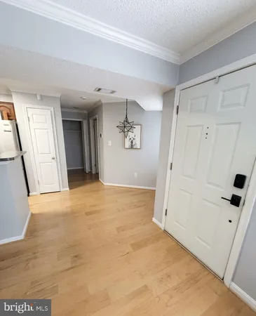 $2,500 | 7004 Irwell Lane, Unit 12A, Alexandria, VA 22315