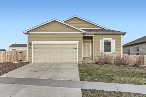 $399,000 | 215 North Stewart Street, Keenesburg, CO 80643