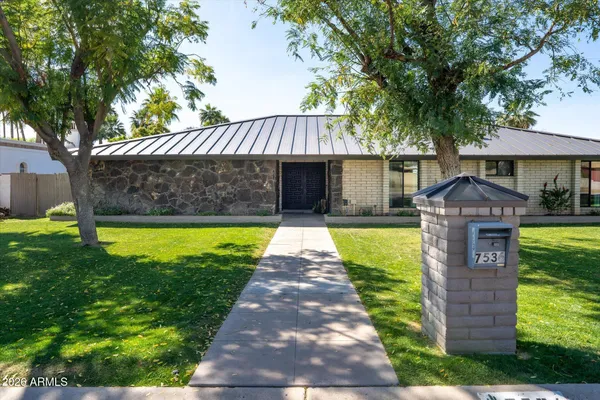 $1,595,000 | 7536 North 10th Street, Phoenix, AZ 85020