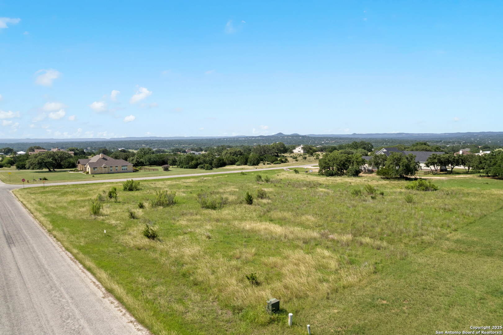 161 Pinto Canyon Bandera, TX 78003 - Photo 4 of 15
