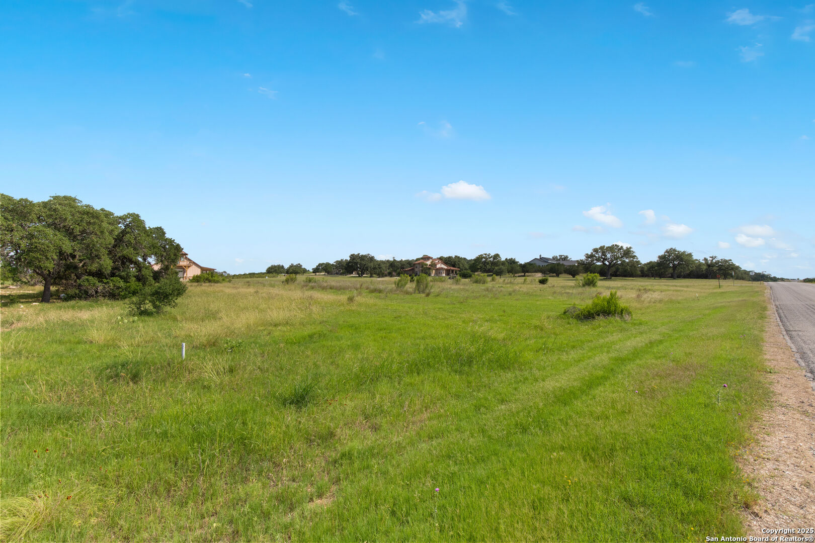 161 Pinto Canyon Bandera, TX 78003 - Photo 6 of 15