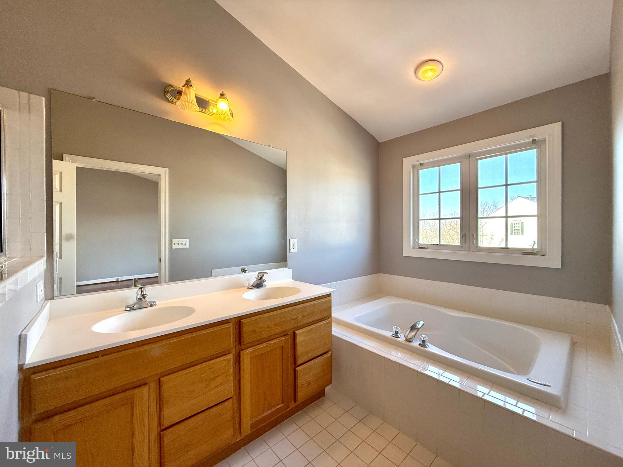 43006 Eustis Street Chantilly, VA 20152 - Photo 18 of 29 Master Bath, view 2