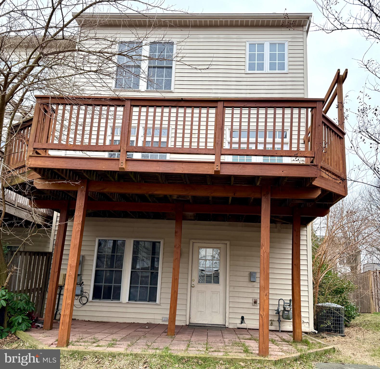 43006 Eustis Street Chantilly, VA 20152 - Photo 27 of 29 Rear View