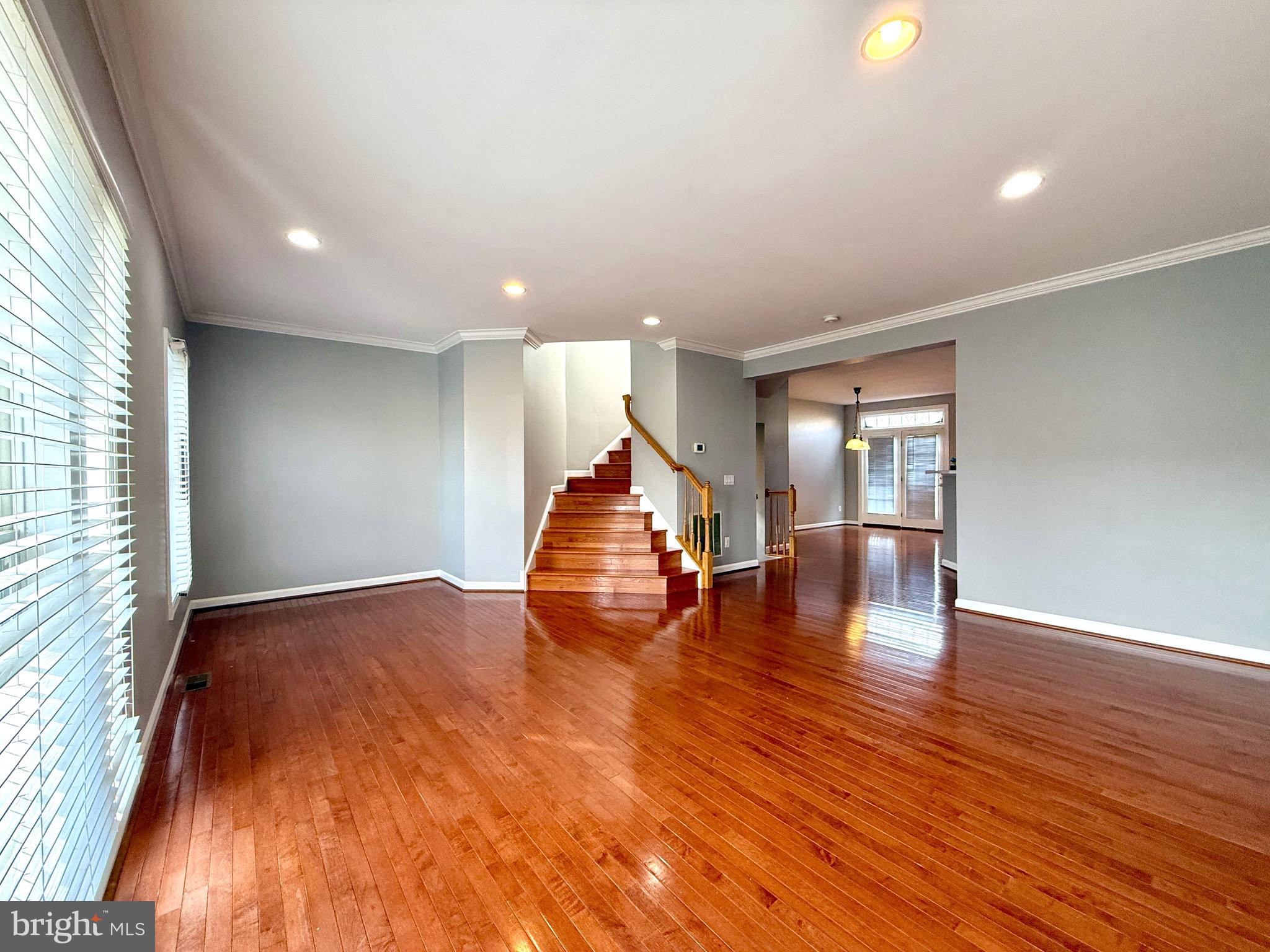 43006 Eustis Street Chantilly, VA 20152 - Photo 29 of 29 Living Room- Open Floor Plan
