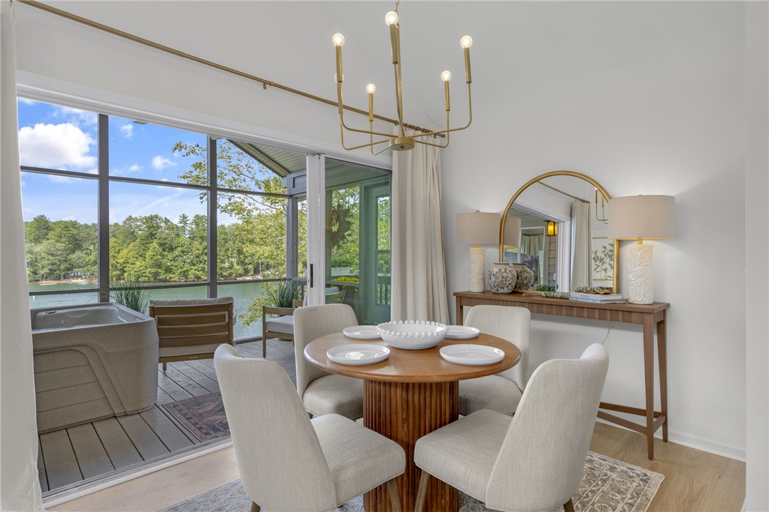 1230 Melton Road, Unit 65 West Union, SC 29696 - Photo 5 of 50 Waterfront Dining