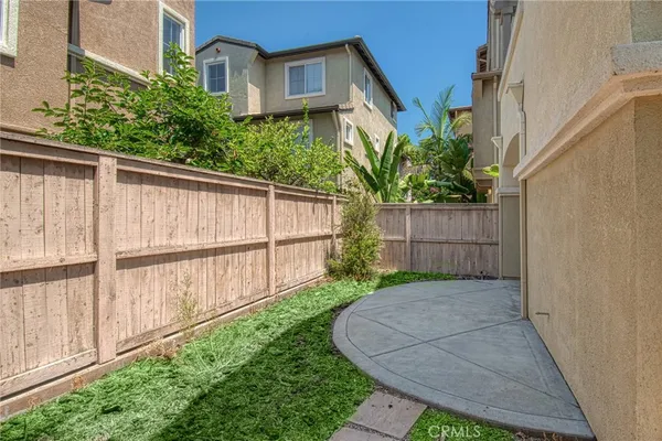 $4,495 | 5 Ladypalm, Irvine, CA 92618