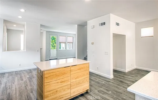 $4,495 | 5 Ladypalm, Irvine, CA 92618