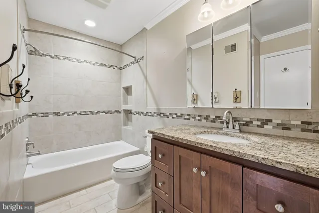 $580,000 | 11872 St Trinians Court, Reston, VA 20191