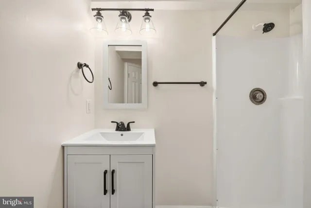 $580,000 | 11872 St Trinians Court, Reston, VA 20191