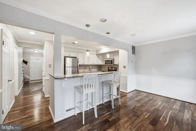 $580,000 | 11872 St Trinians Court, Reston, VA 20191