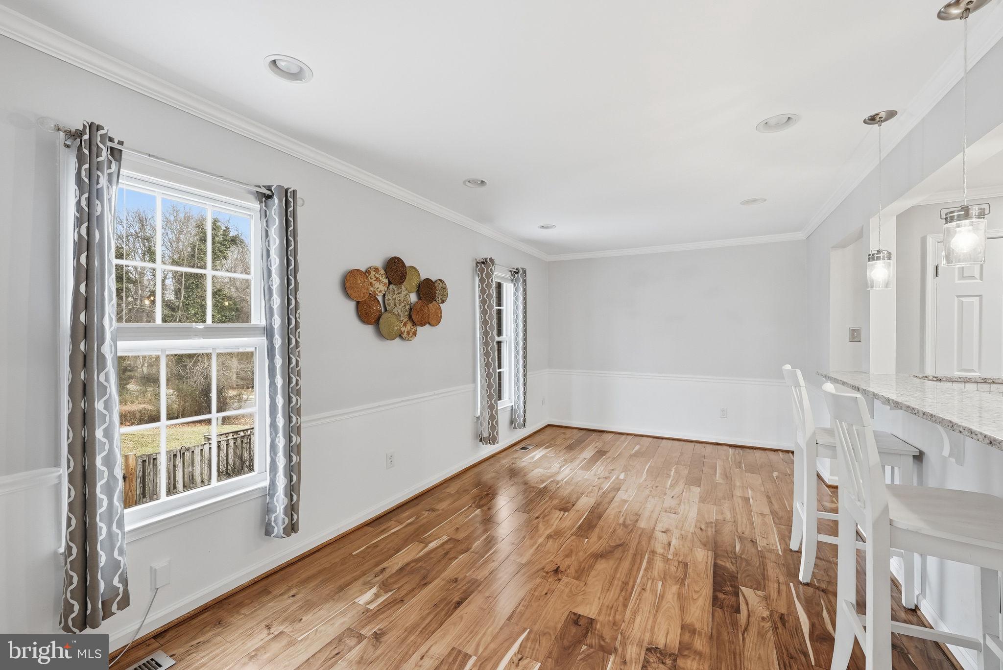 11872 St Trinians Court Reston, VA 20191 - Photo 9 of 27