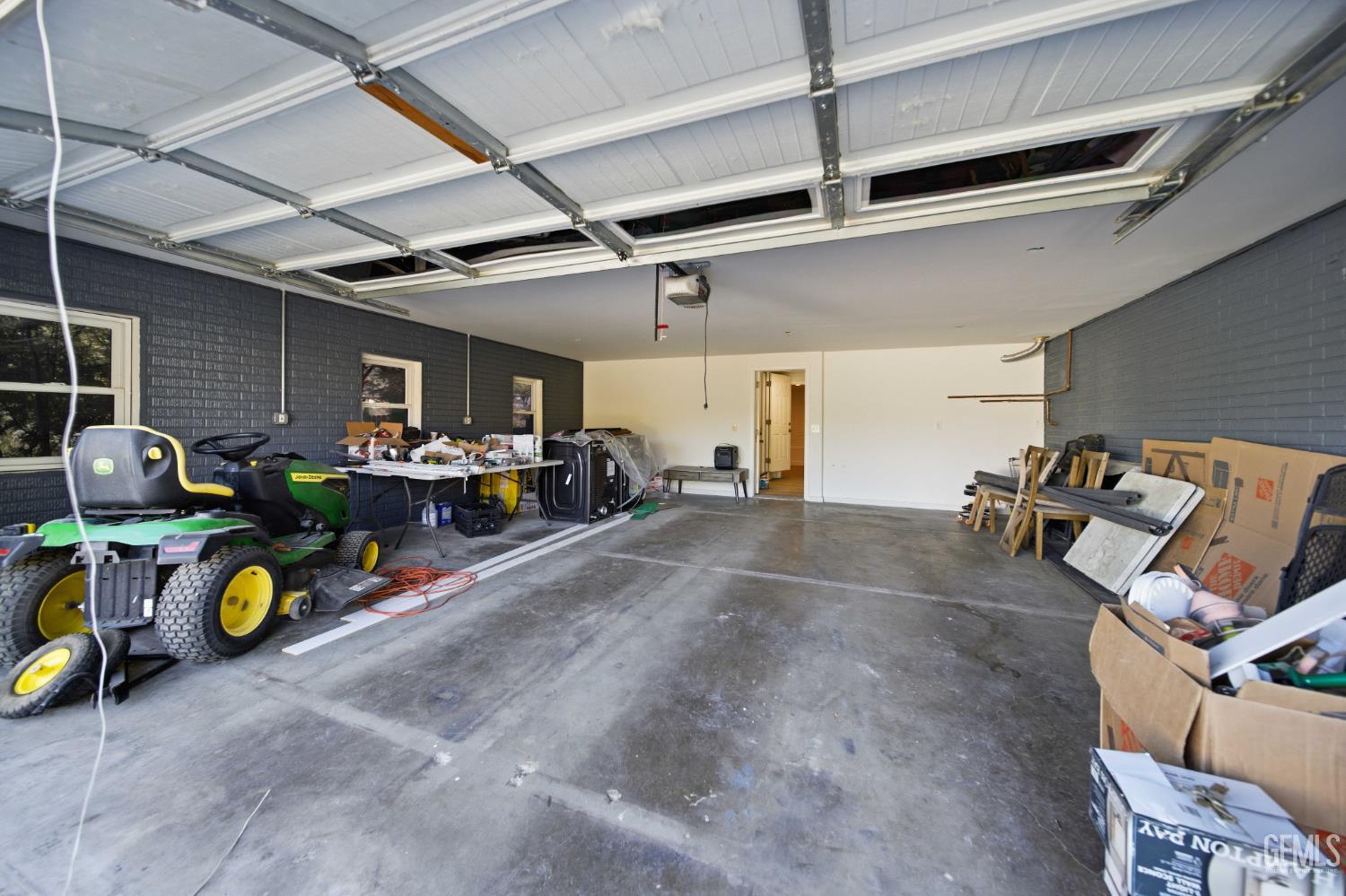 Undisclosed Address Lebec, CA 93243 - Photo 26 of 29 a view of a room with gym equipment