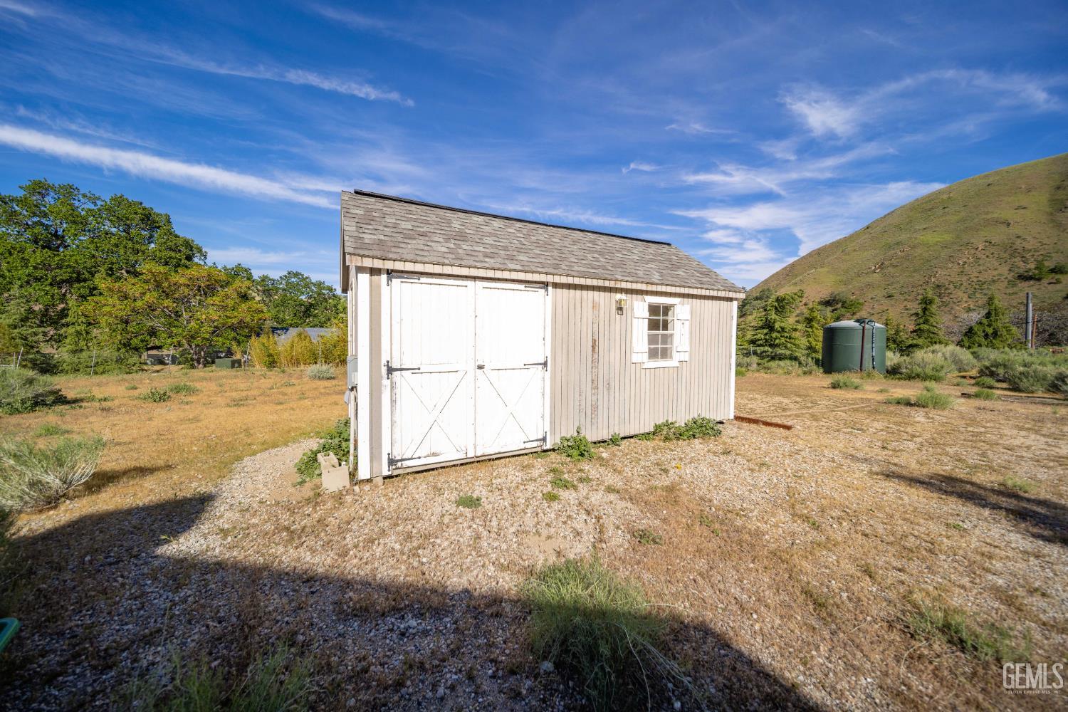 Undisclosed Address Lebec, CA 93243 - Photo 28 of 29 a view of back yard of the house