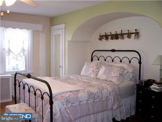 526 Rhawn Street Philadelphia, PA 19111 - Photo 11 of 12 Bedroom - Main